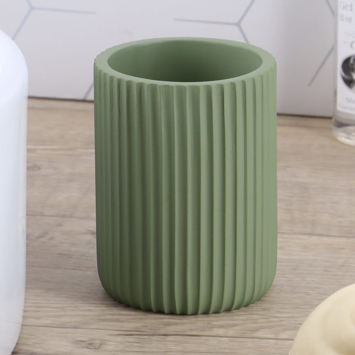 Badkamerbeker polyresin kakigroen 360ml