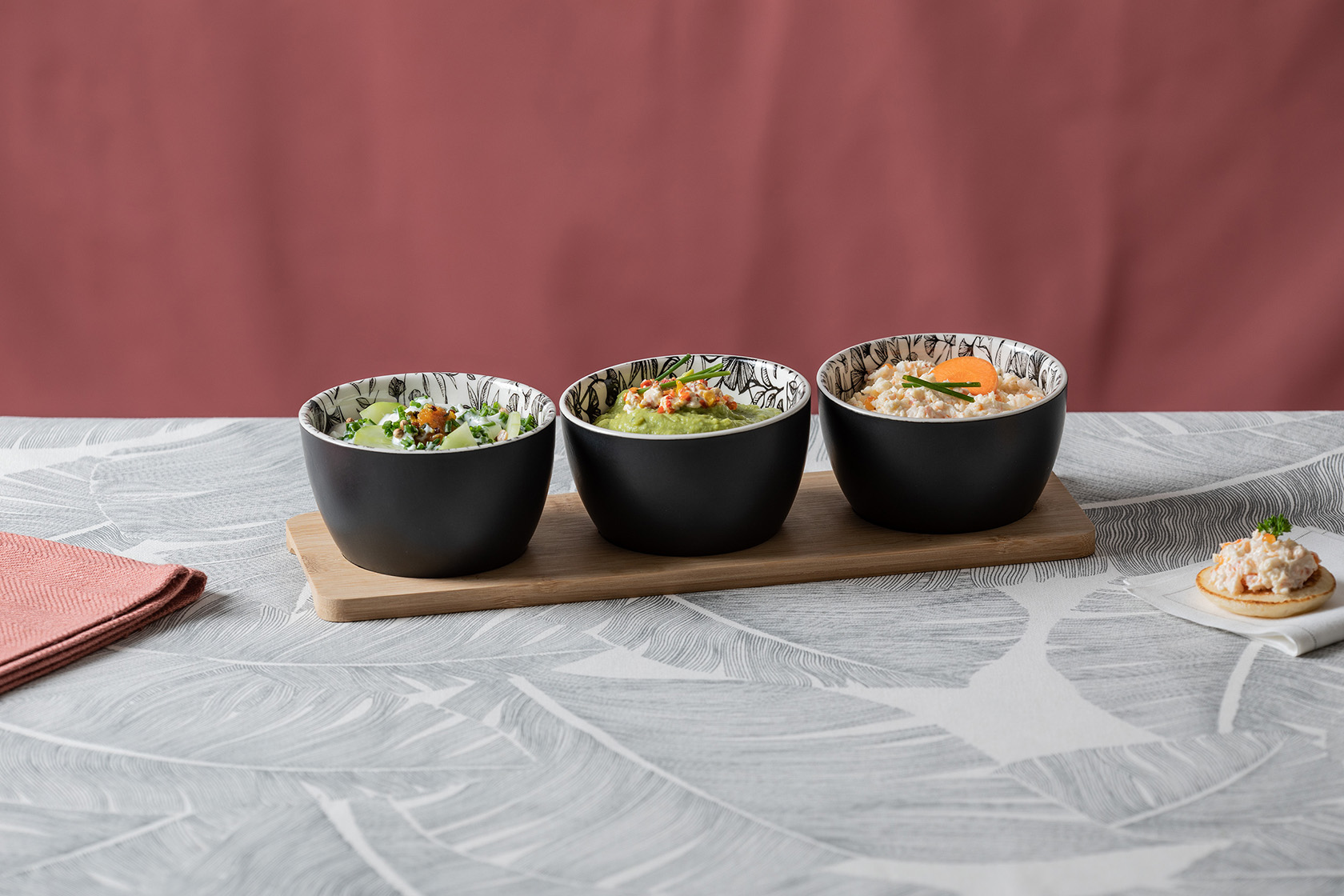 Serveerplank met schalen aardewerk/bamboe 4-delig